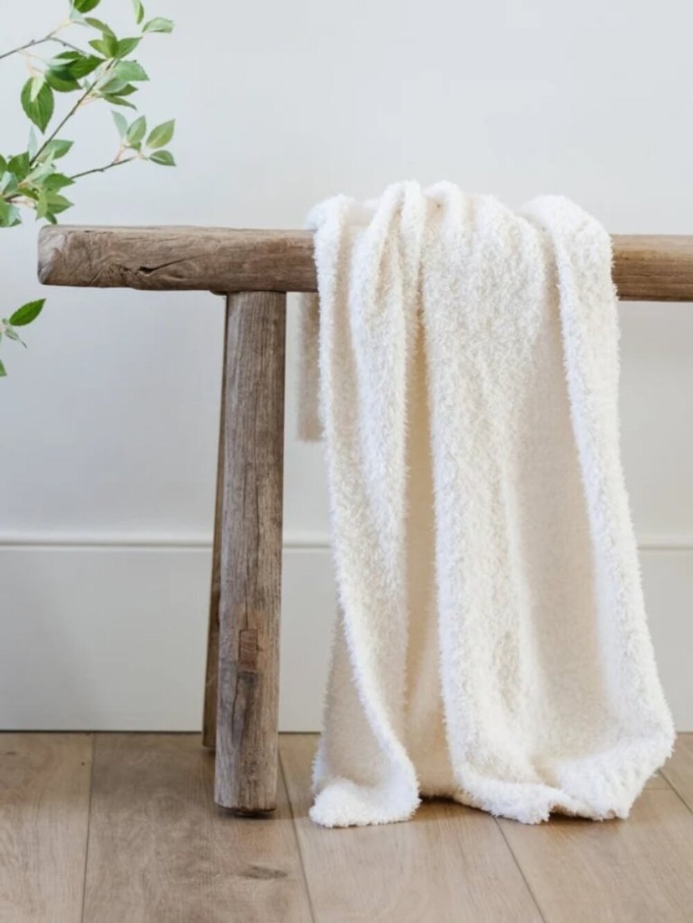 Saranoni Ivory Bamboni Toddler Size Throw Blanket